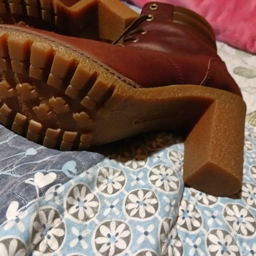 Timberland Boots - Womens Ortholite EUC - Picture 10 of 13
